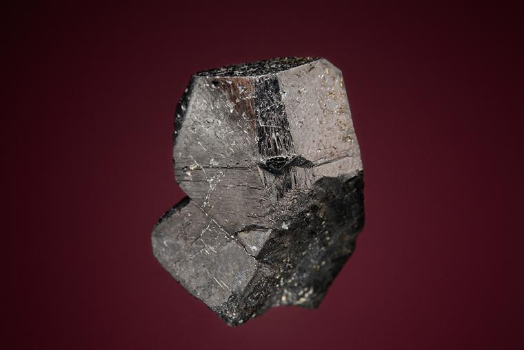 RUTILE var. Strüverite