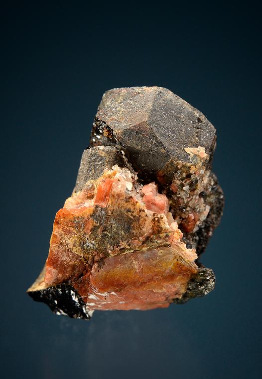 EUXENITE-(Y)