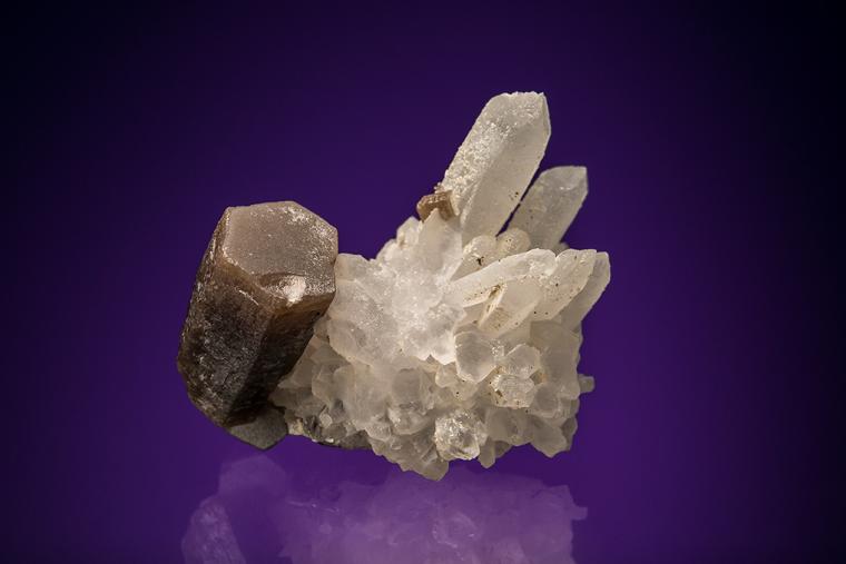 PYROMORPHITE on QUARTZ