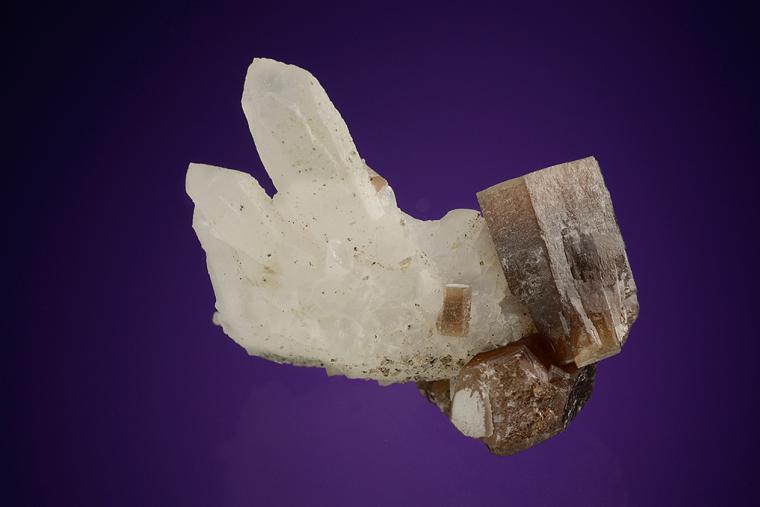 PYROMORPHITE on QUARTZ