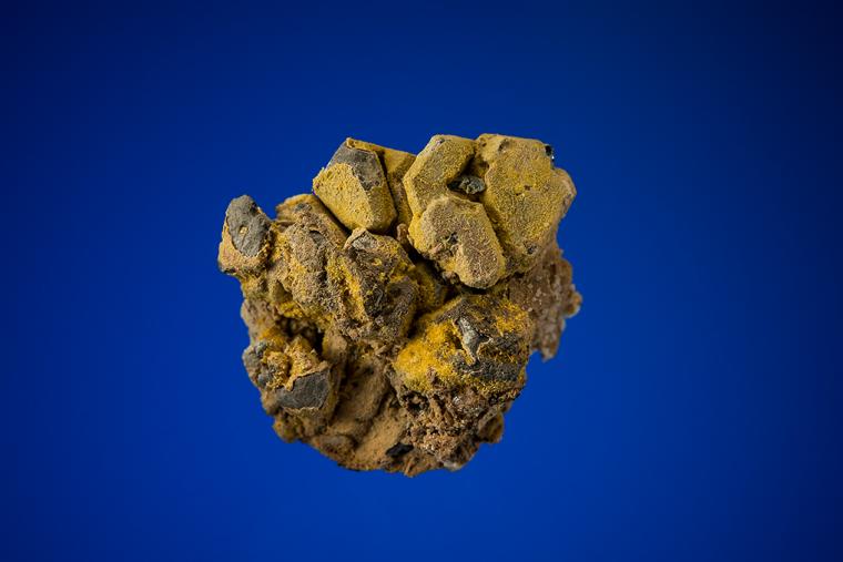 WULFENITE and HEMIMORPHITE on GALENA