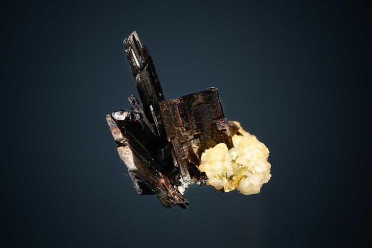 FERBERITE