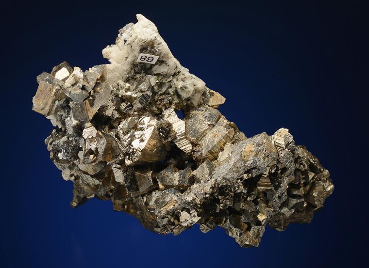 ARSENOPYRITE with CUMMINGTONITE