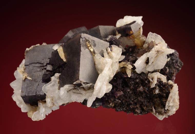 BARITE on FLUORITE