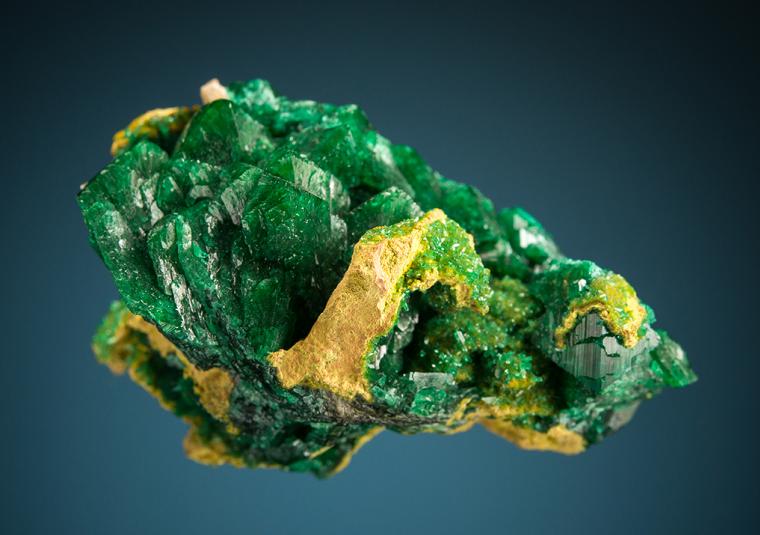 FERRILOTHARMEYERITE with CUPROADAMITE