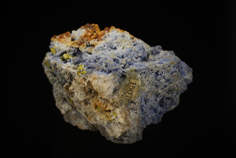 PLUMBOGUMMITE