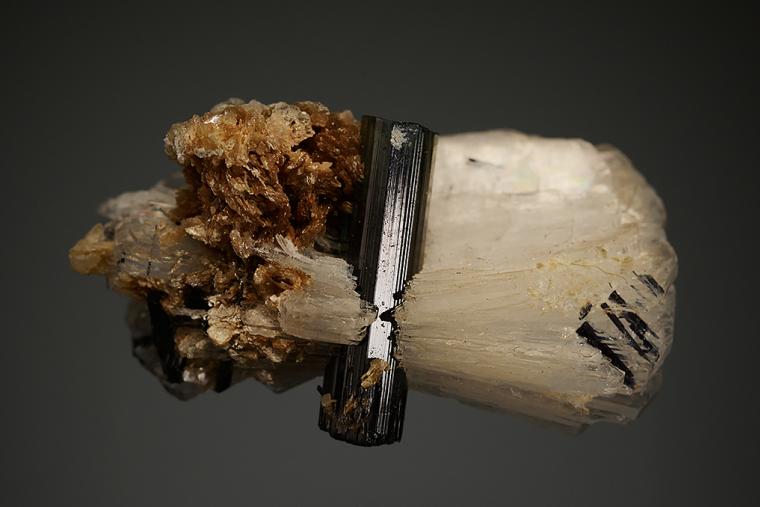 BERTRANDITE