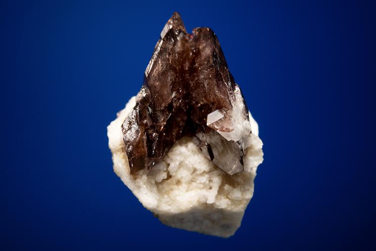 AXINITE