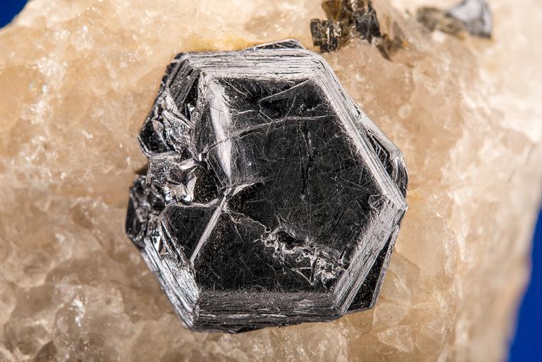 MOLYBDENITE