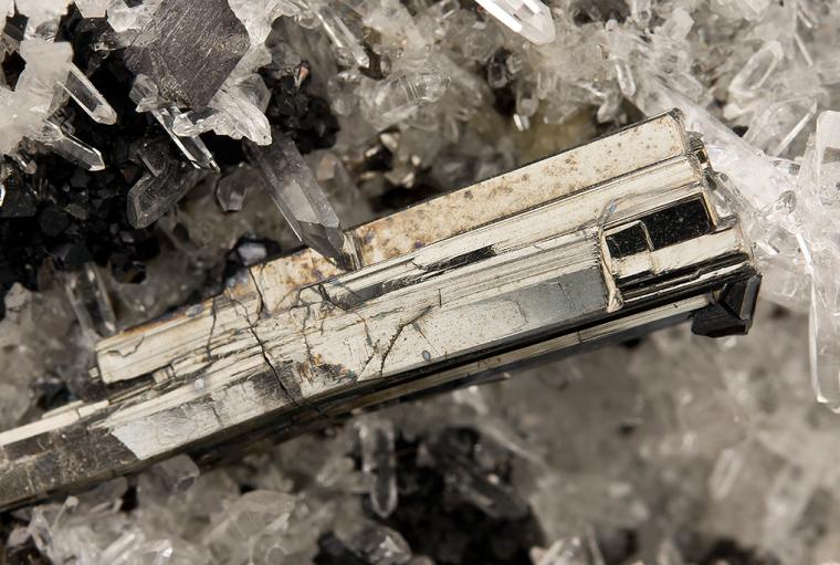 BOURNONITE on QUARTZ