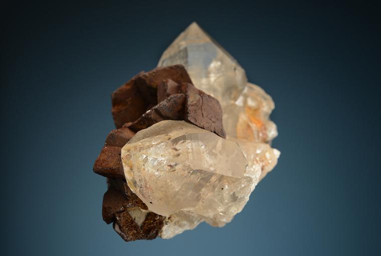 SIDERITE on QUARTZ