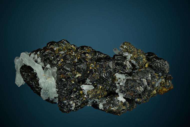 SPHALERITE on ANDRADITE