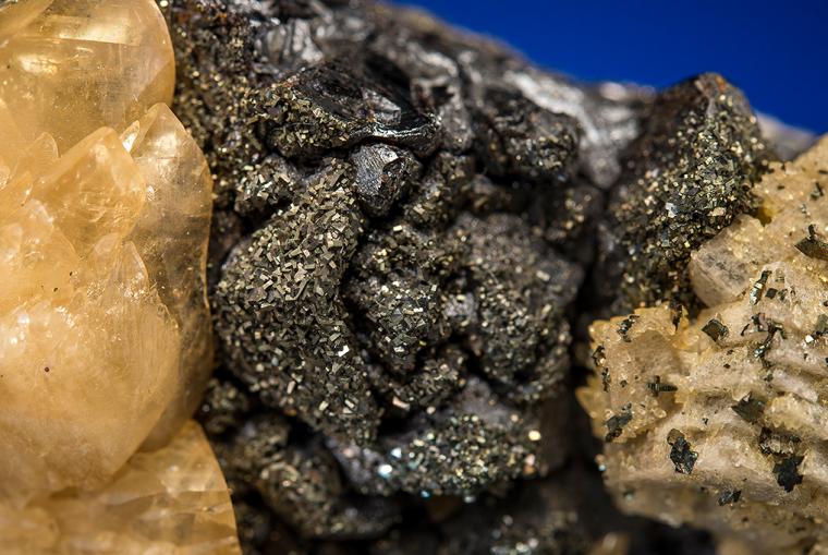 CALCITE and DOLOMITE on SPHALERITE