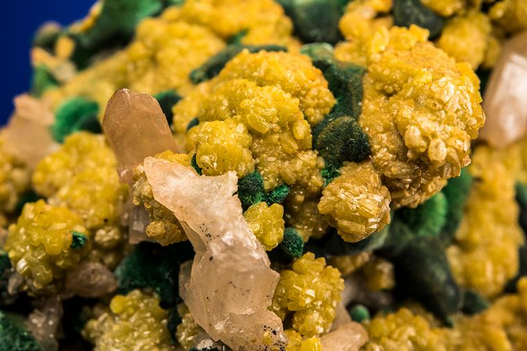 PYROMORPHITE with CERUSSITE on MALACHITE