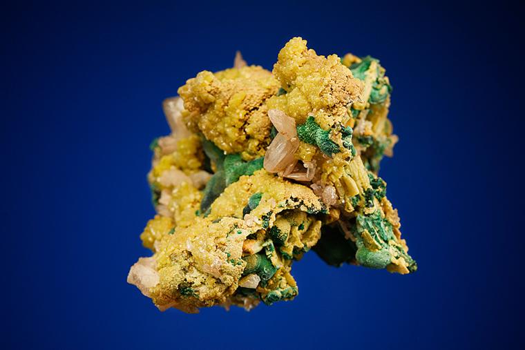 PYROMORPHITE with CERUSSITE on MALACHITE