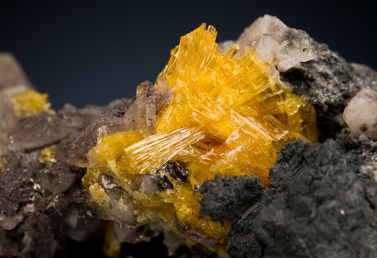 LEGRANDITE with REINERITE (type locality)