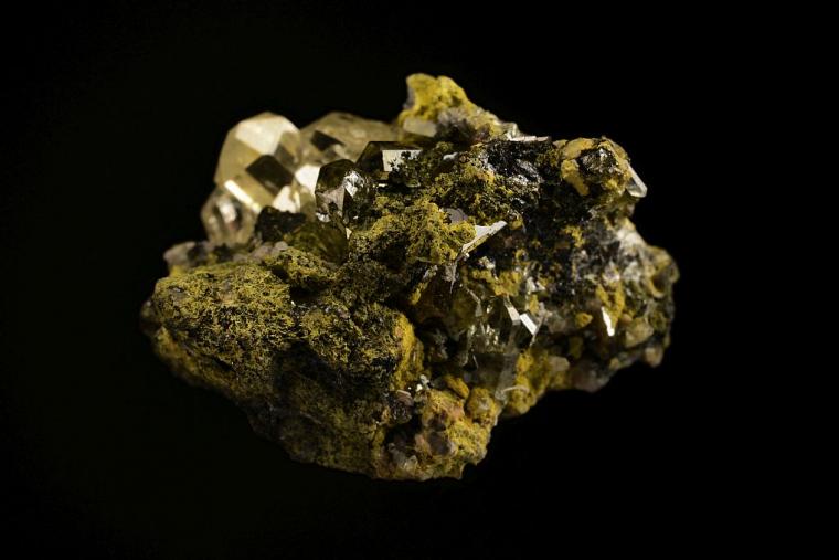 MIMETITE with WULFENITE