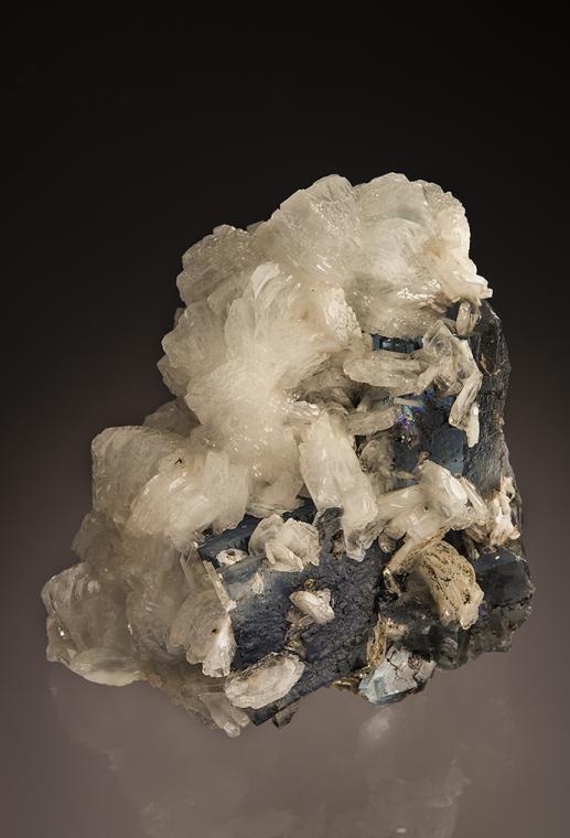 BARITE on FLUORITE