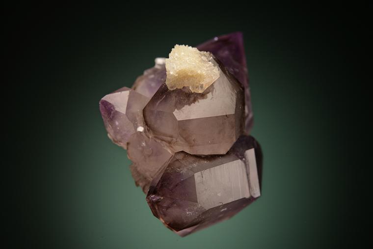QUARTZ var. Amethyst