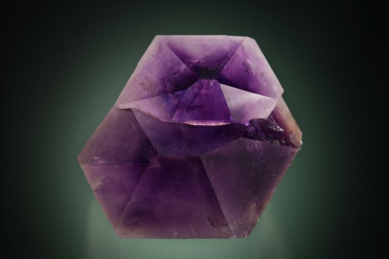 QUARTZ var. Amethyst