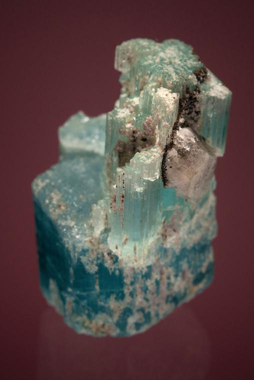 BERYL var. Aquamarine with BERTRANDITE, FLUORAPATITE and QUARTZ