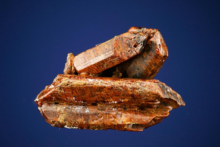 CLINOHUMITE