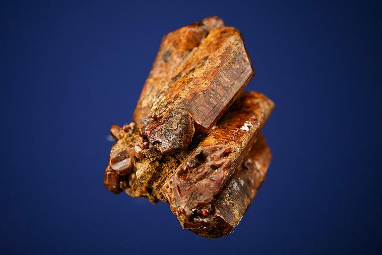 CLINOHUMITE