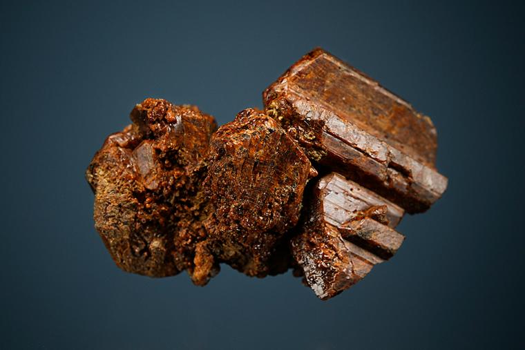 CLINOHUMITE