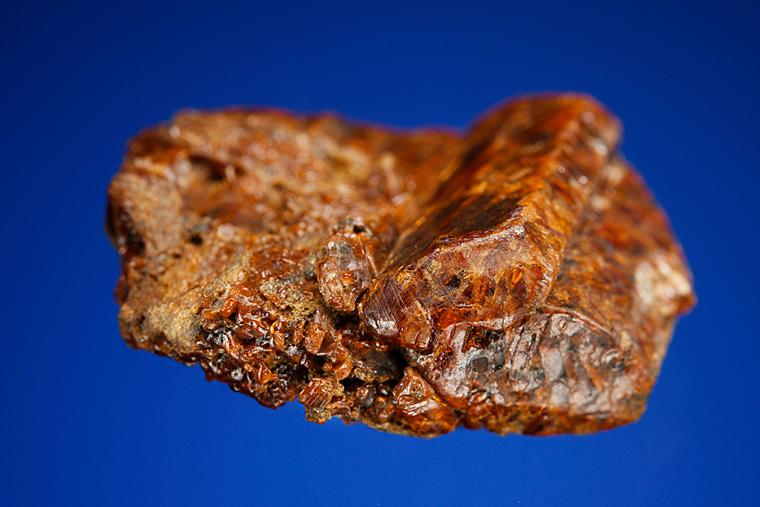 CLINOHUMITE