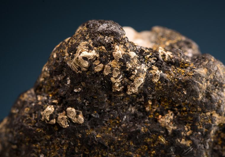 GOLD with ACANTHITE