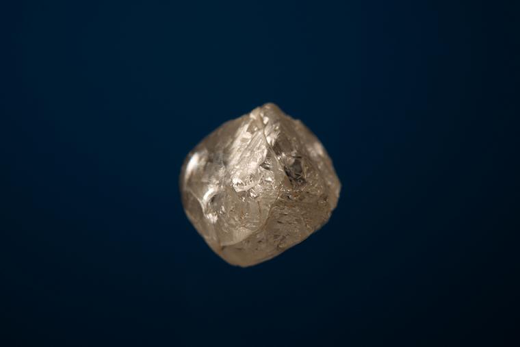 DIAMOND (0.64 ct)
