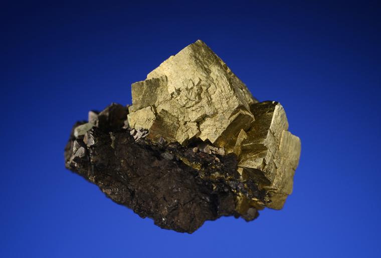 PYRITE on MAGNETITE