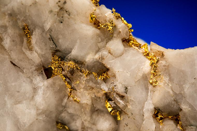 GOLD in QUARTZ