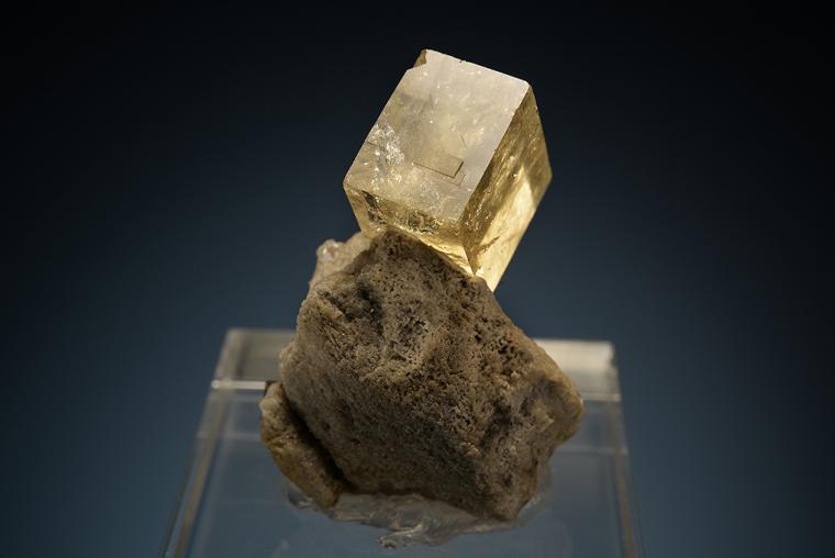 FLUORITE