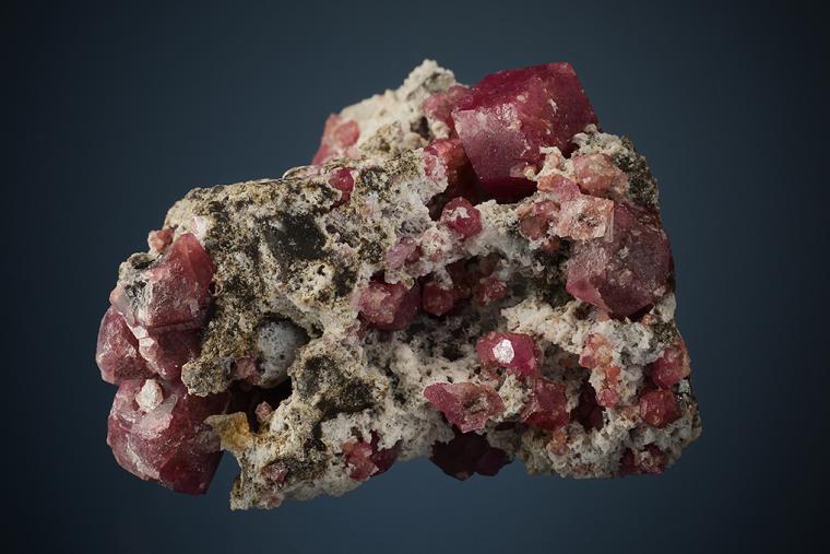 GROSSULAR