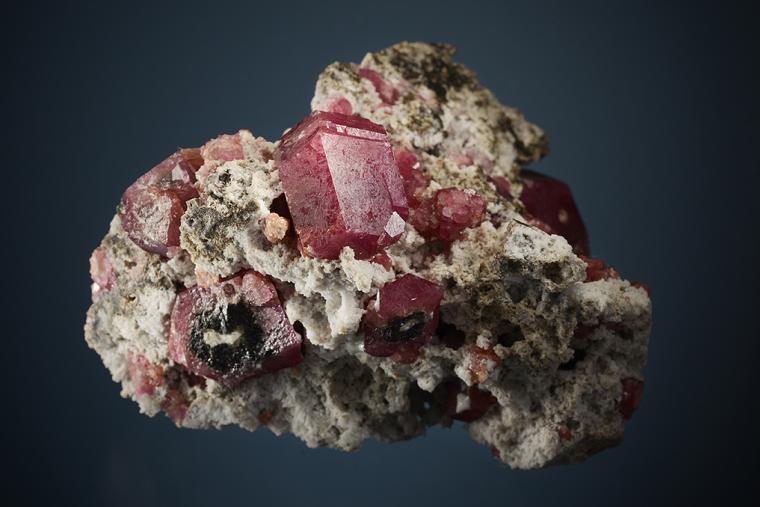 GROSSULAR