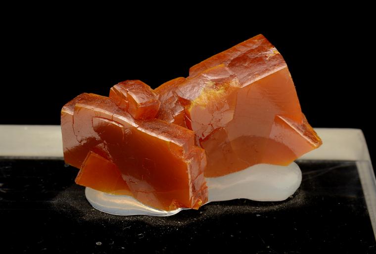 WULFENITE