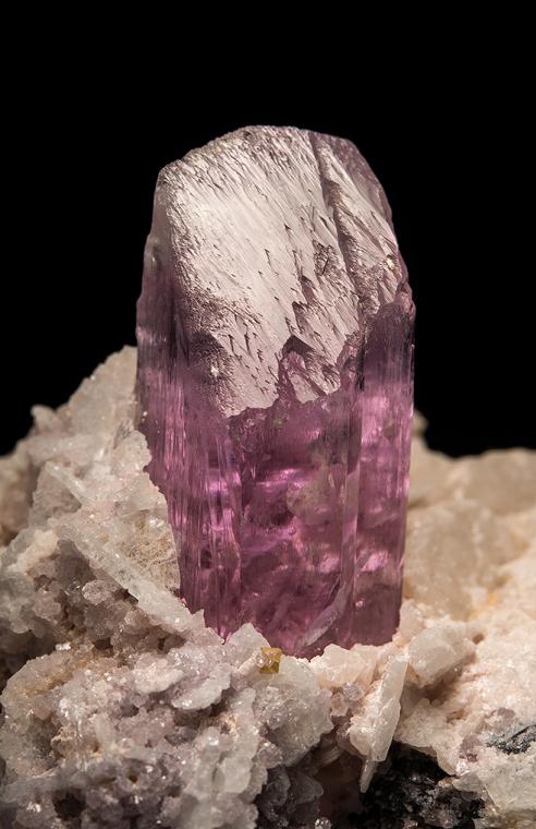 SPODUMENE var. Kunzite