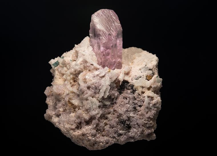 SPODUMENE var. Kunzite