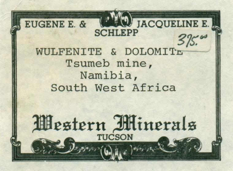 WULFENITE on DOLOMITE