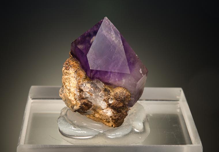 QUARTZ var. Amethyst