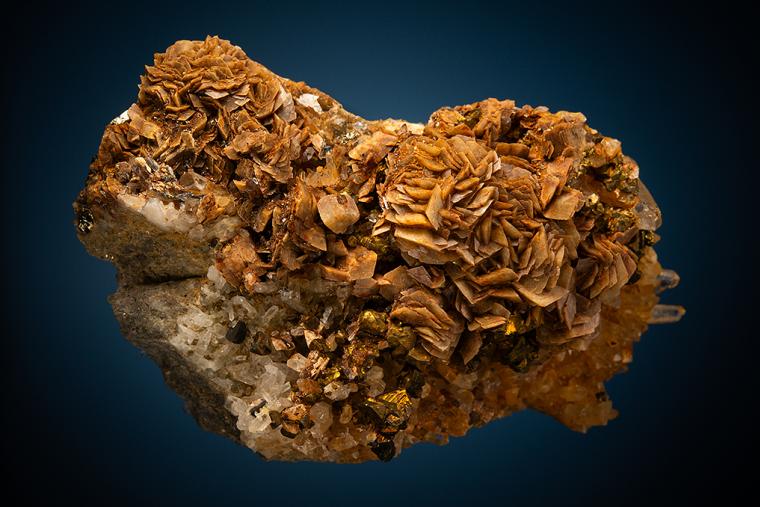 SIDERITE with CHALCOPYRITE on QUARTZ