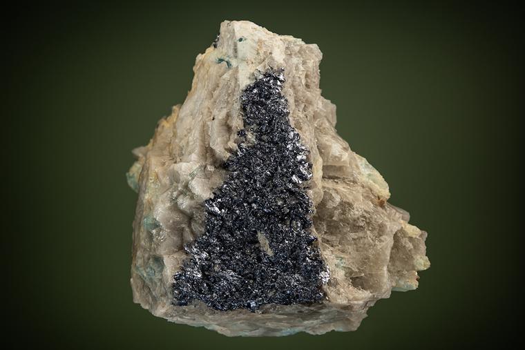MOLYBDENITE on QUARTZ and BERYL var. Aquamarine