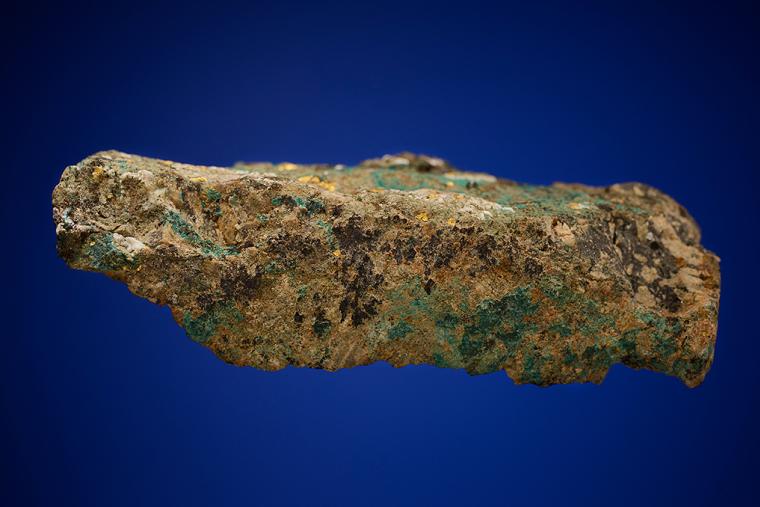 GOLD with ATACAMITE