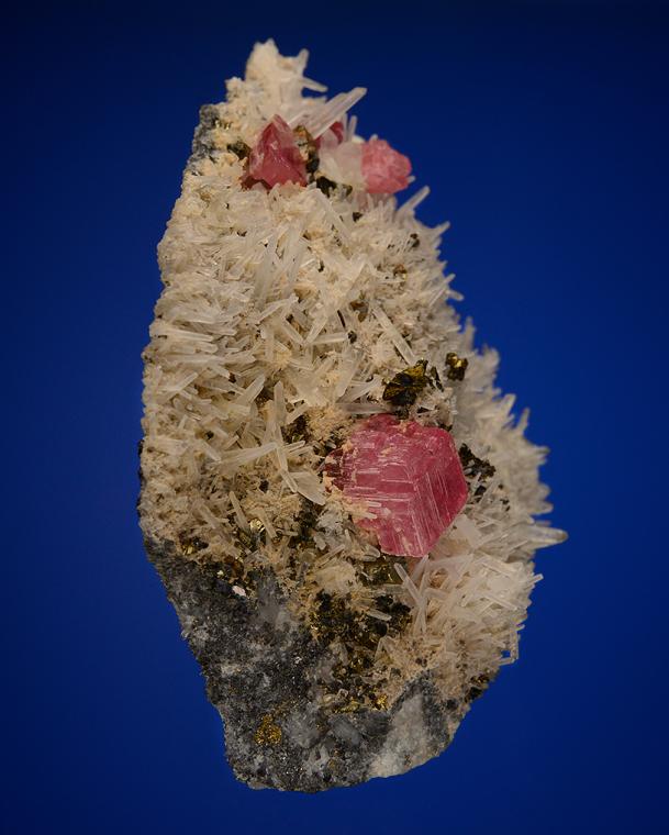 RHODOCHROSITE on QUARTZ