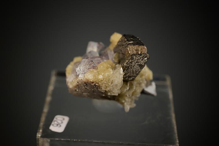 ARSENOPYRITE on FLUORITE