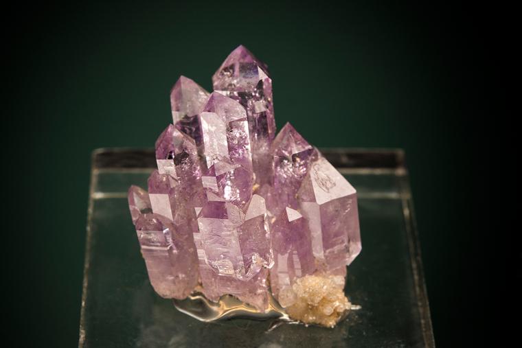 QUARTZ var. Amethyst