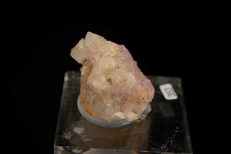 WARDITE on QUARTZ var. Rose QUARTZ