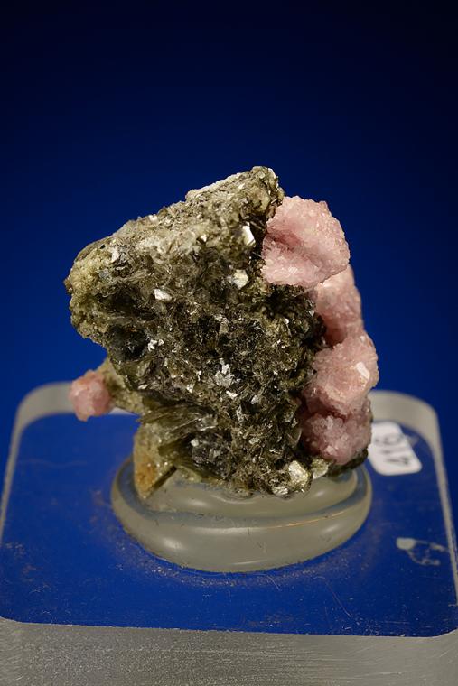RHODOCHROSITE after HELVITE