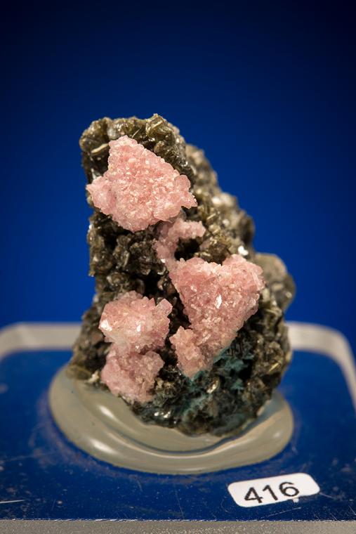 RHODOCHROSITE after HELVITE